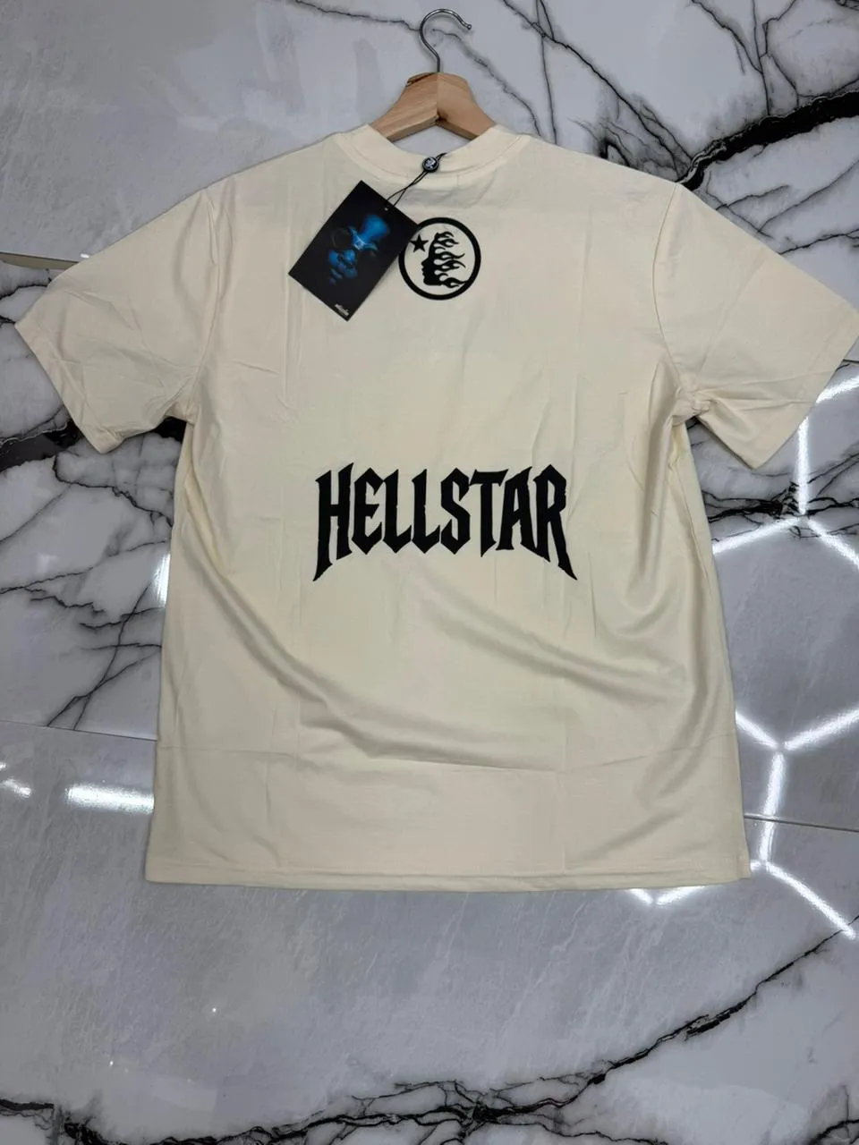 Camiseta Hellstar