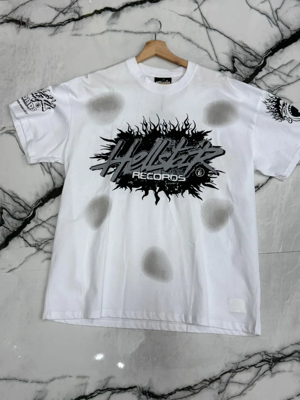 Camiseta Hellstar
