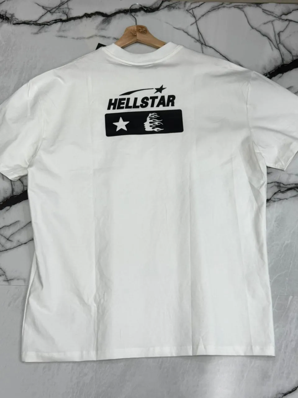 Camiseta Hellstar