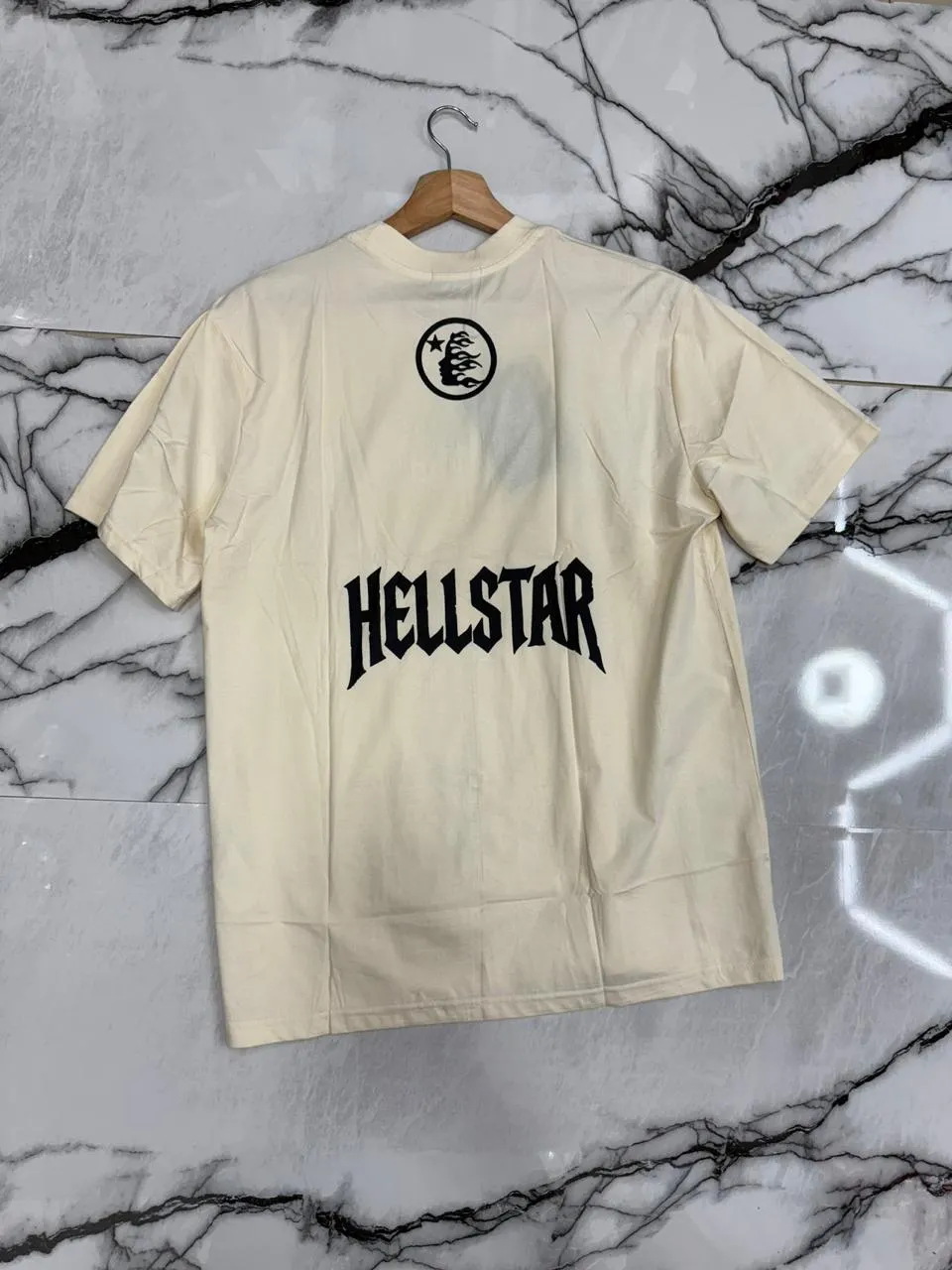 Camiseta Hellstar