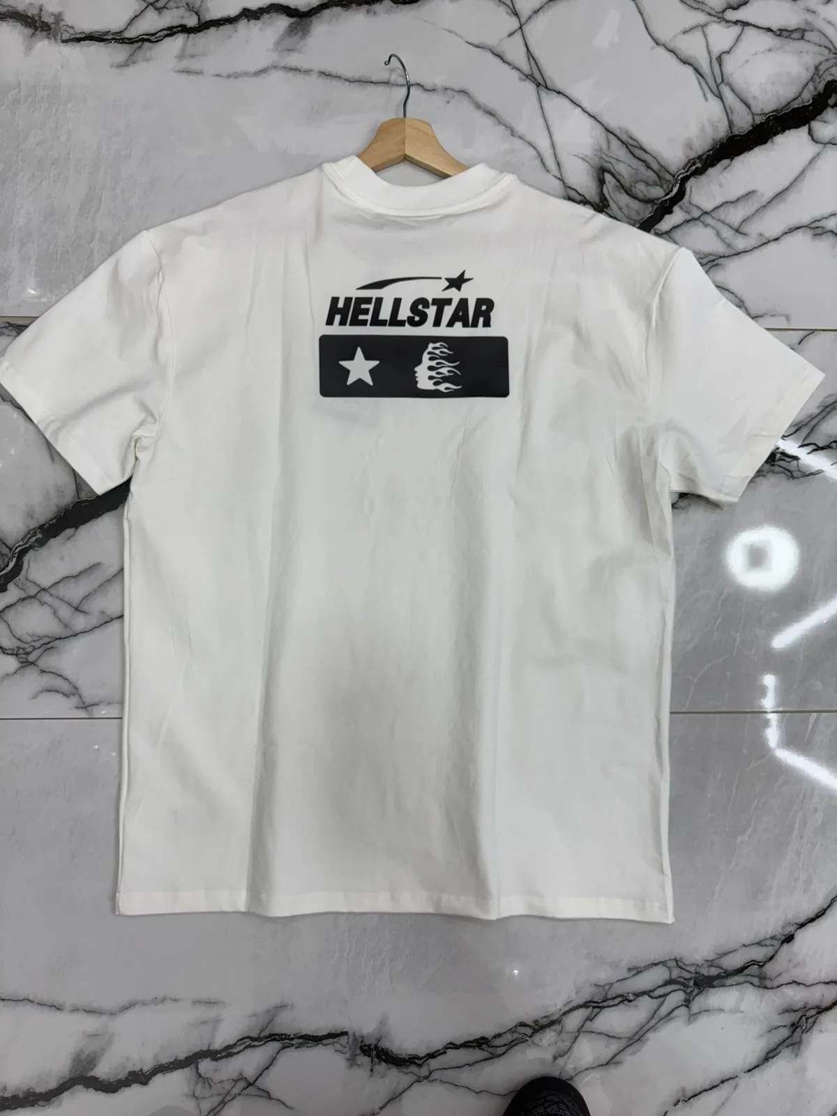 Camiseta Hellstar