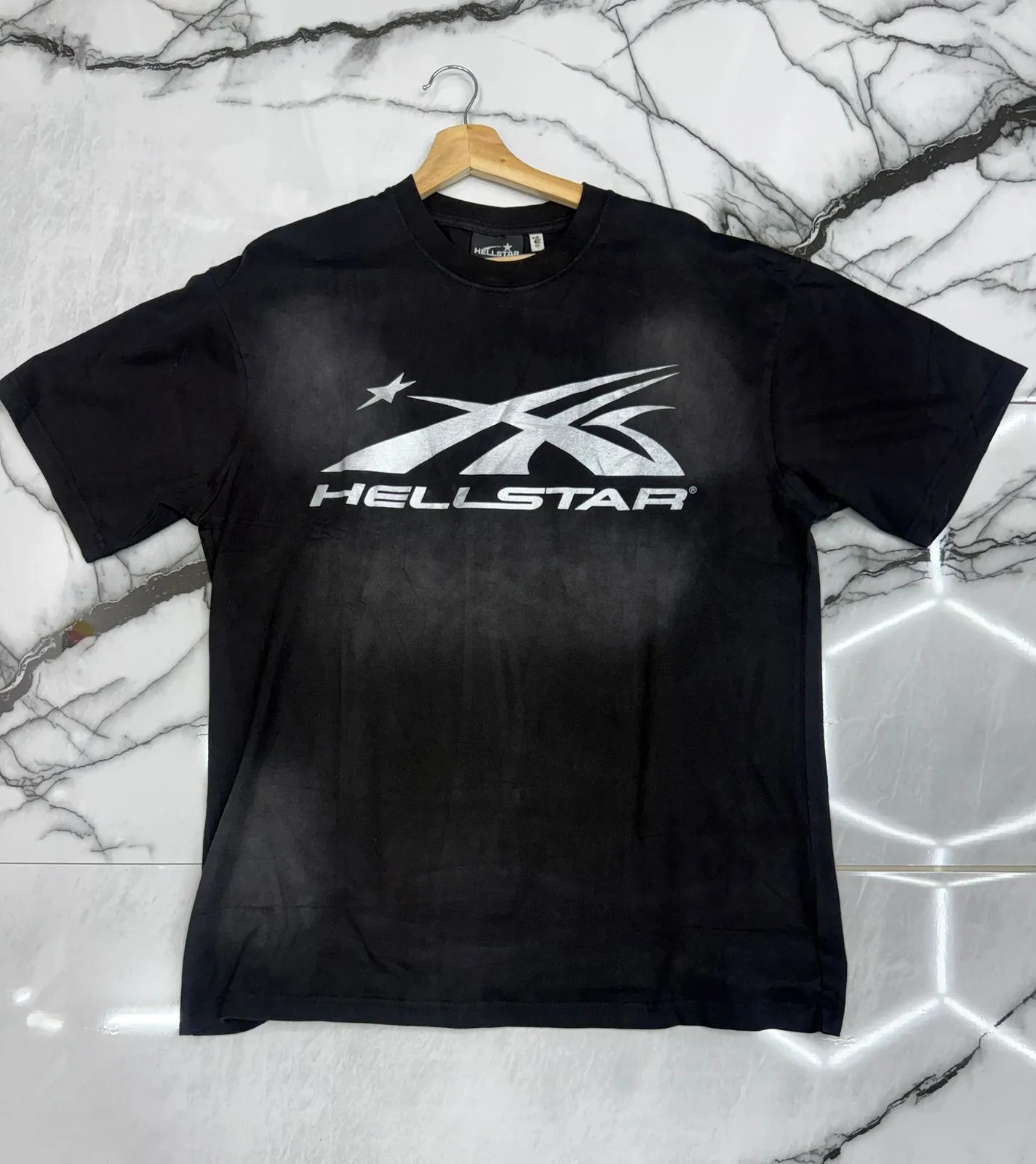 Camiseta Hellstar