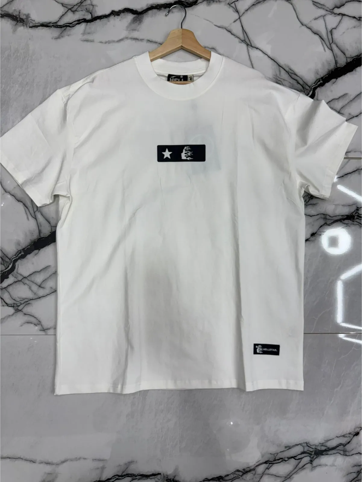 Camiseta Hellstar