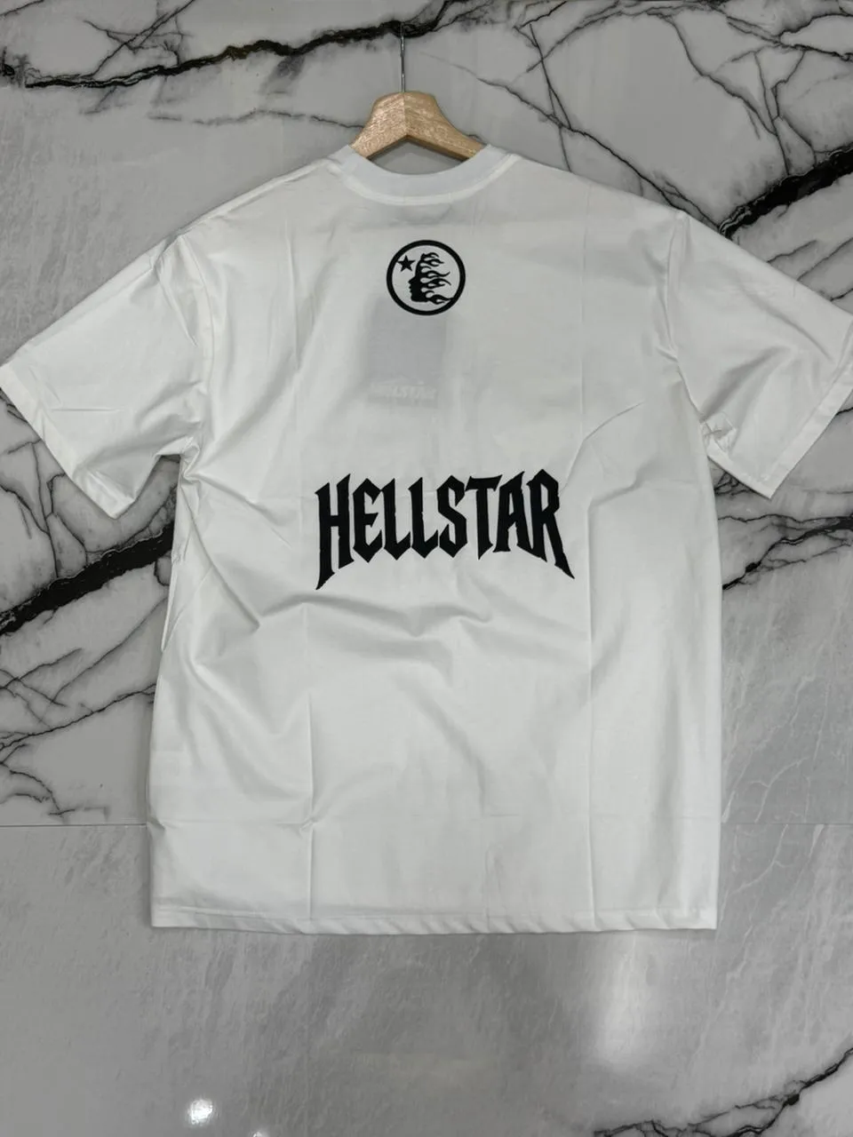 Camiseta Hellstar