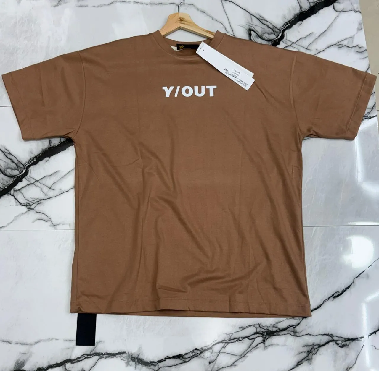 Camiseta y/out