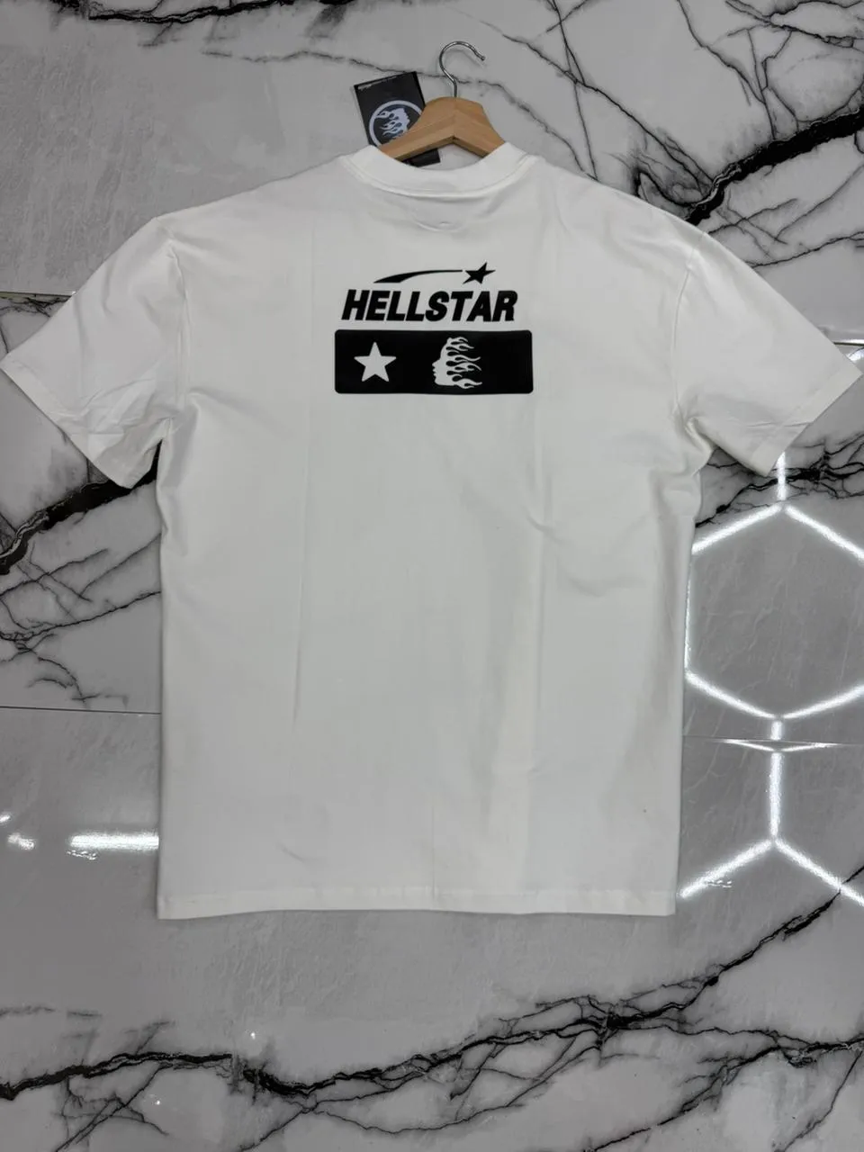 Camiseta Hellstar