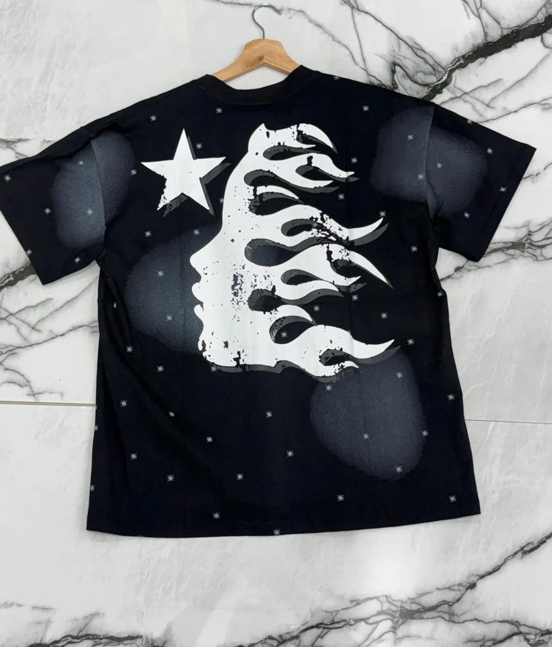 Camiseta Hellstar