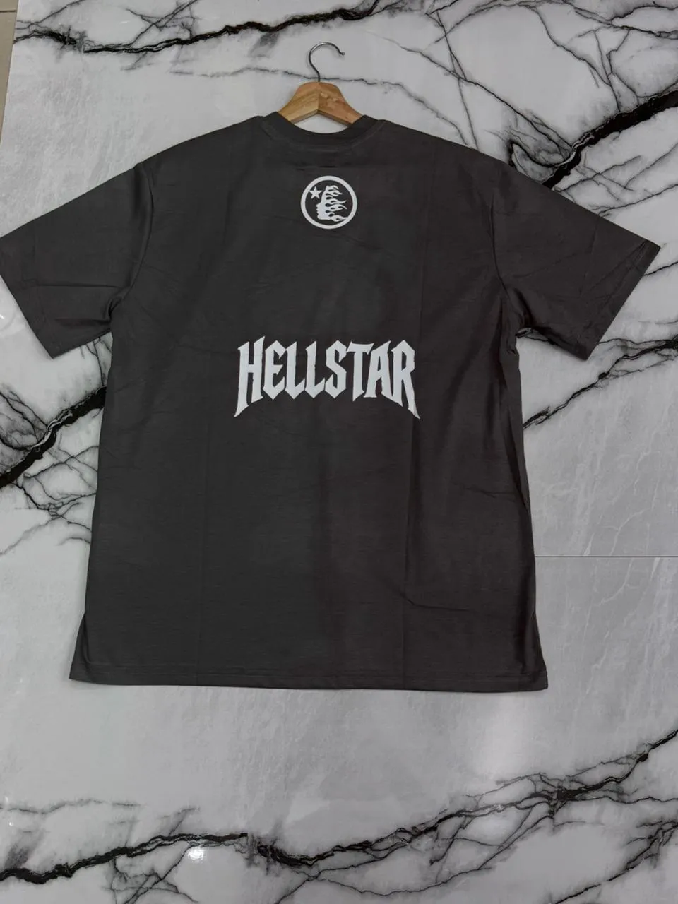 Camiseta Hellstar