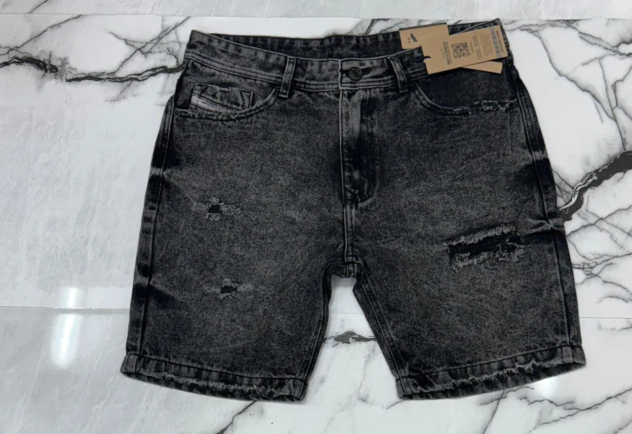 Bermuda prada 
