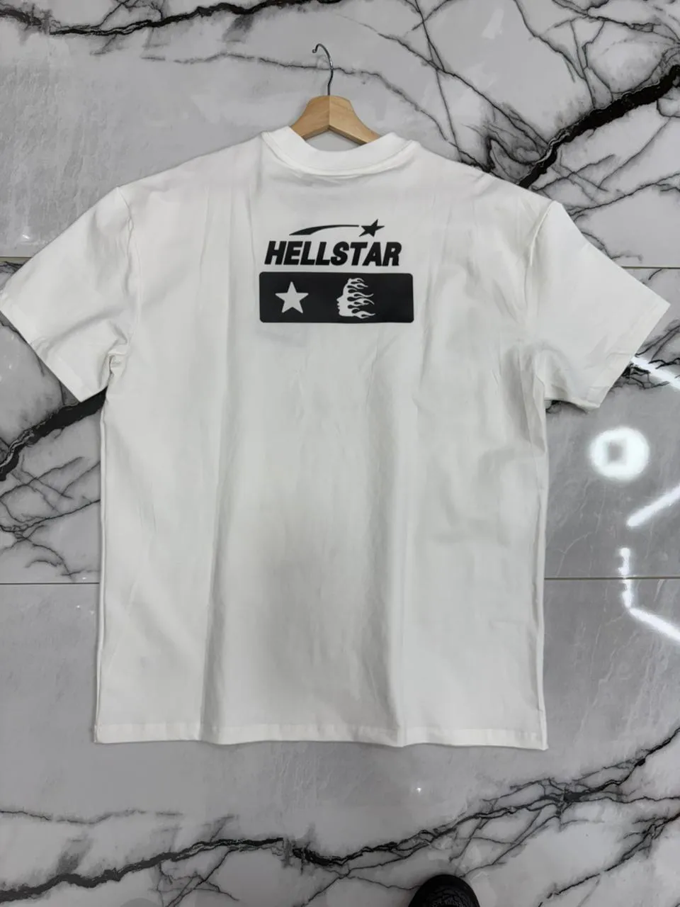 Camiseta Hellstar