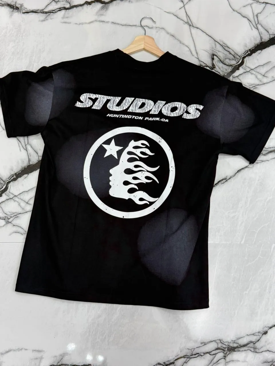 Camiseta Hellstar
