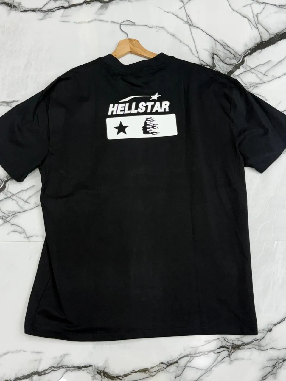 Camiseta Hellstar