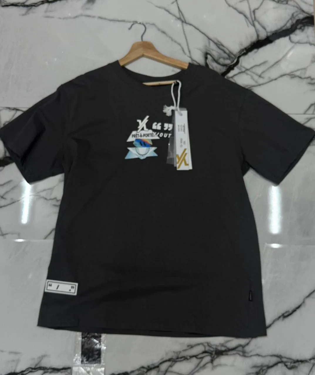 Camiseta Y/OUT l