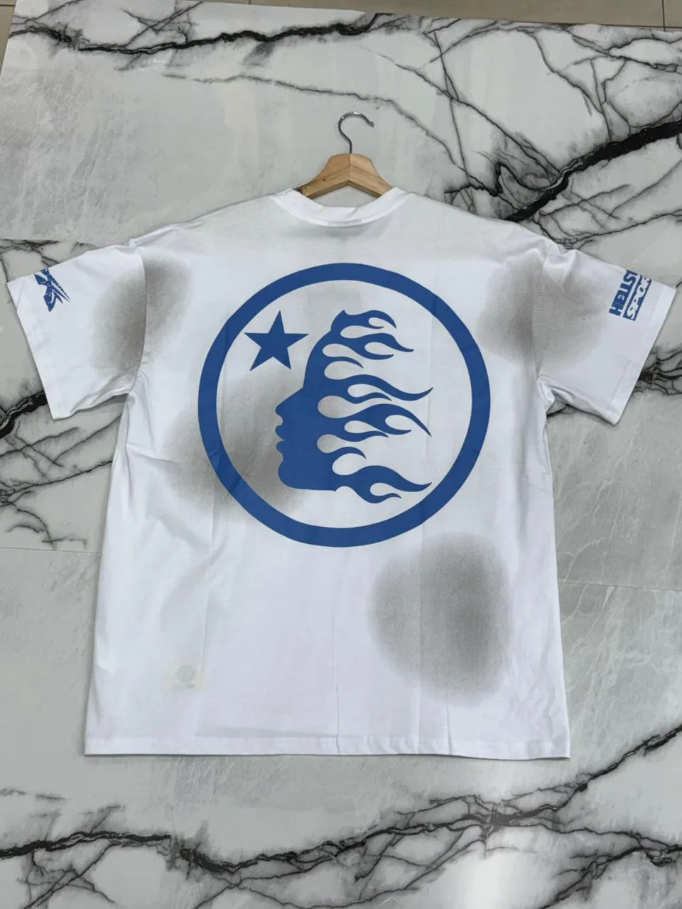 Camiseta Hellstar