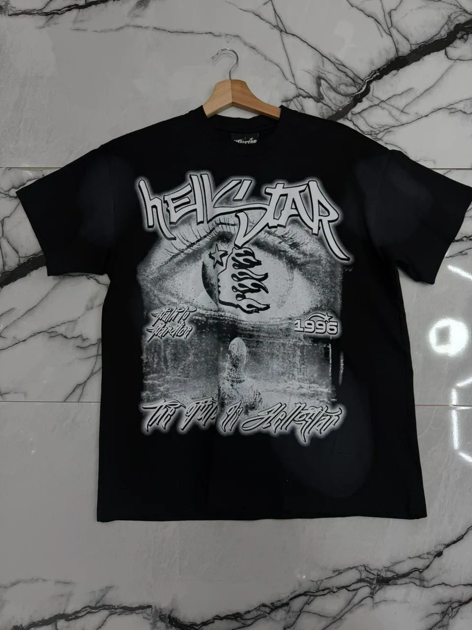 Camiseta Hellstar