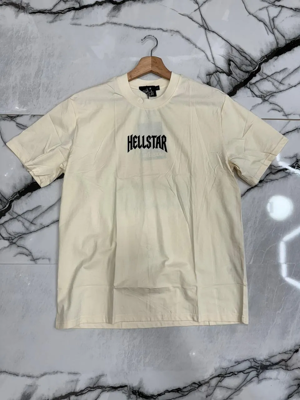Camiseta Hellstar