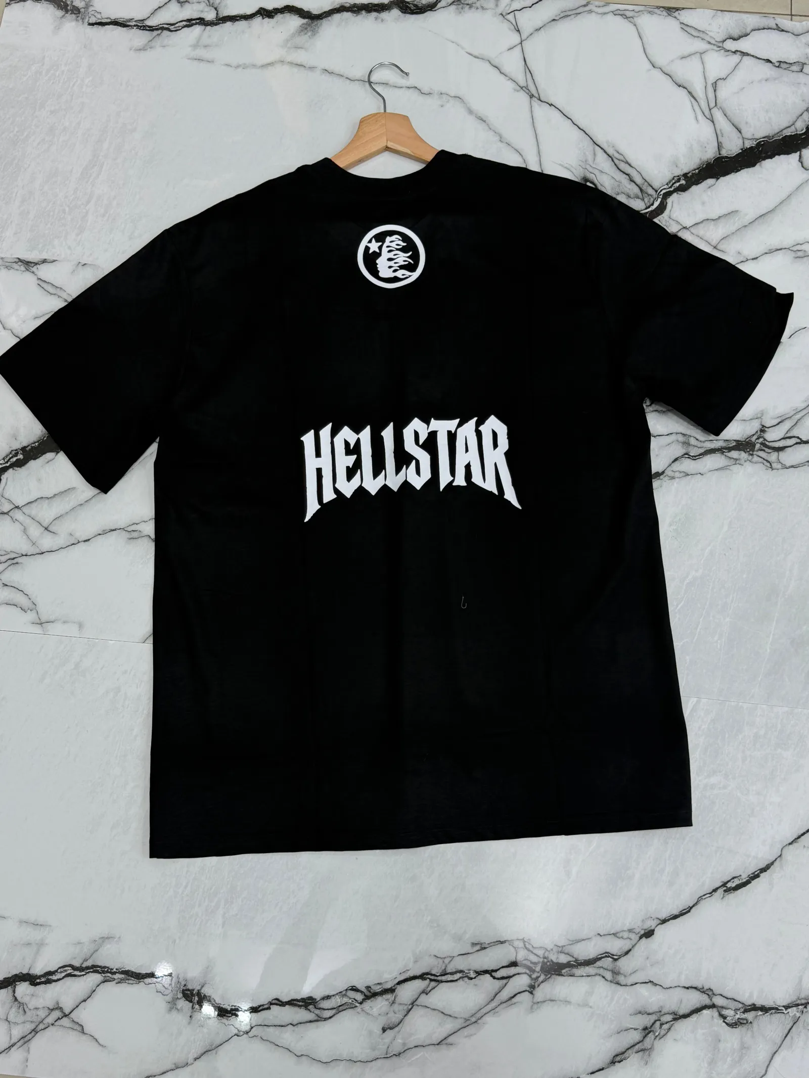 Camiseta Hellstar