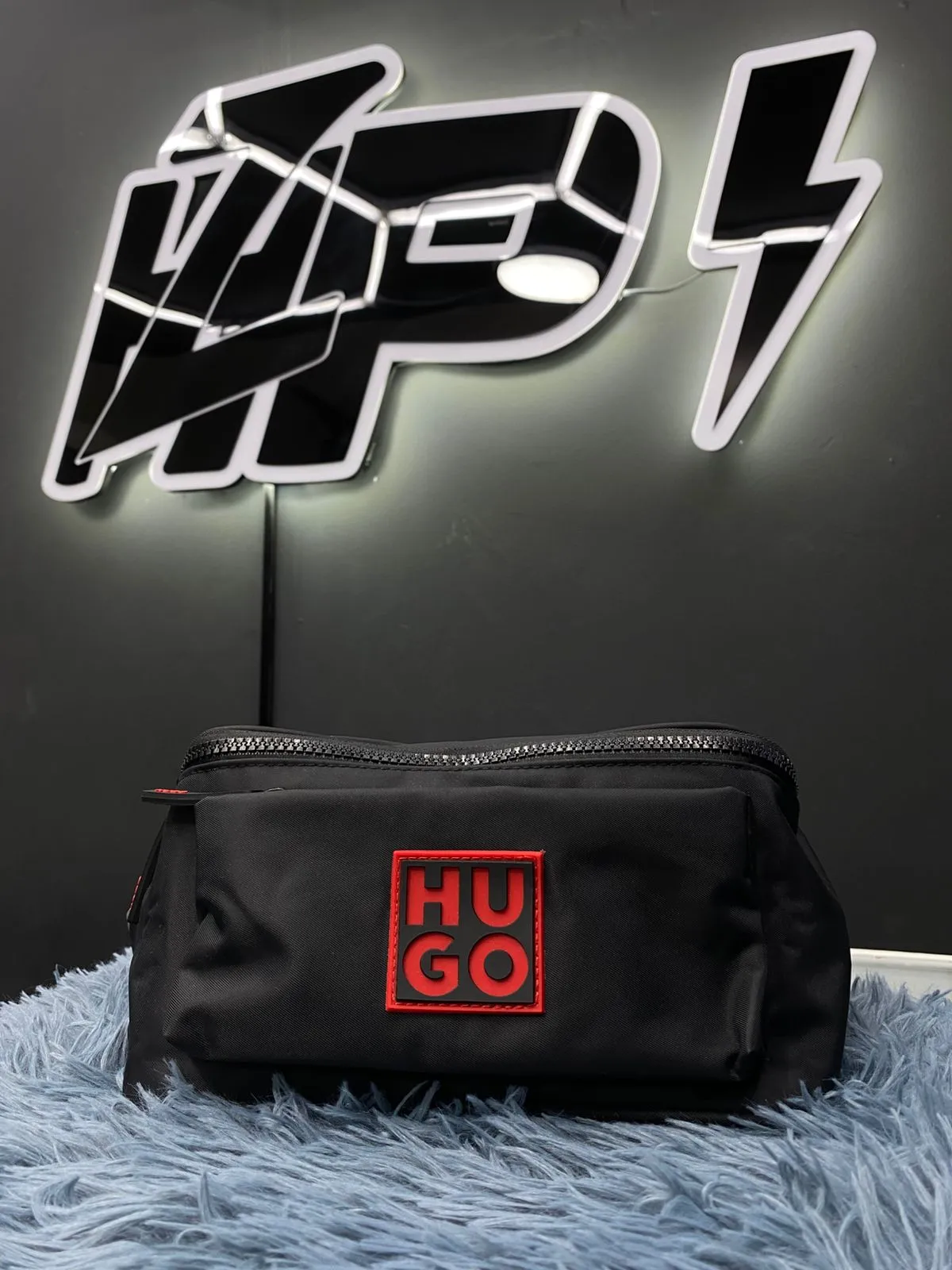CANGURO HUGO BOSS II