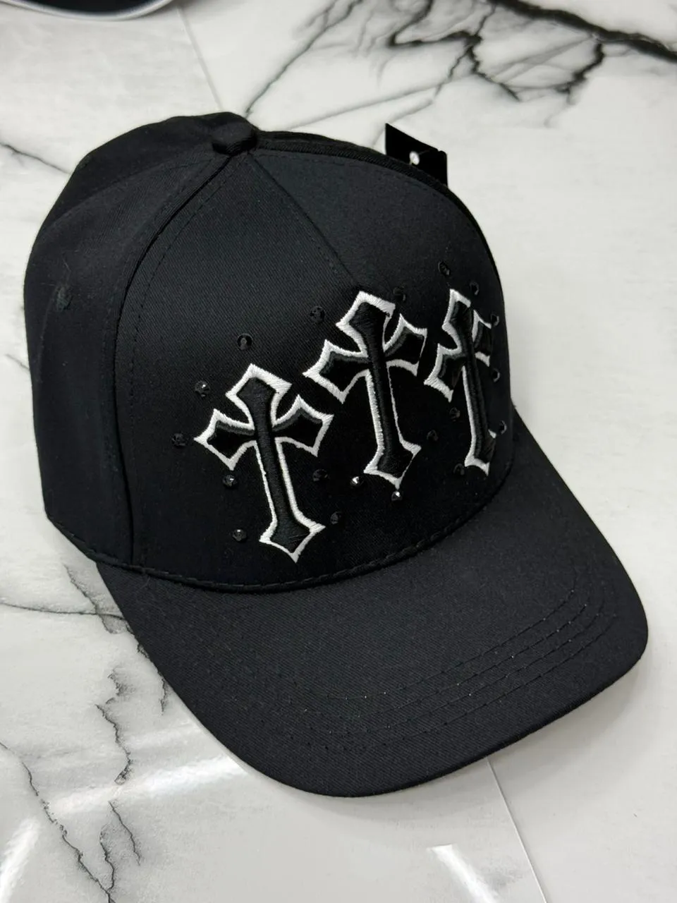 GORRA 3 CRUZ