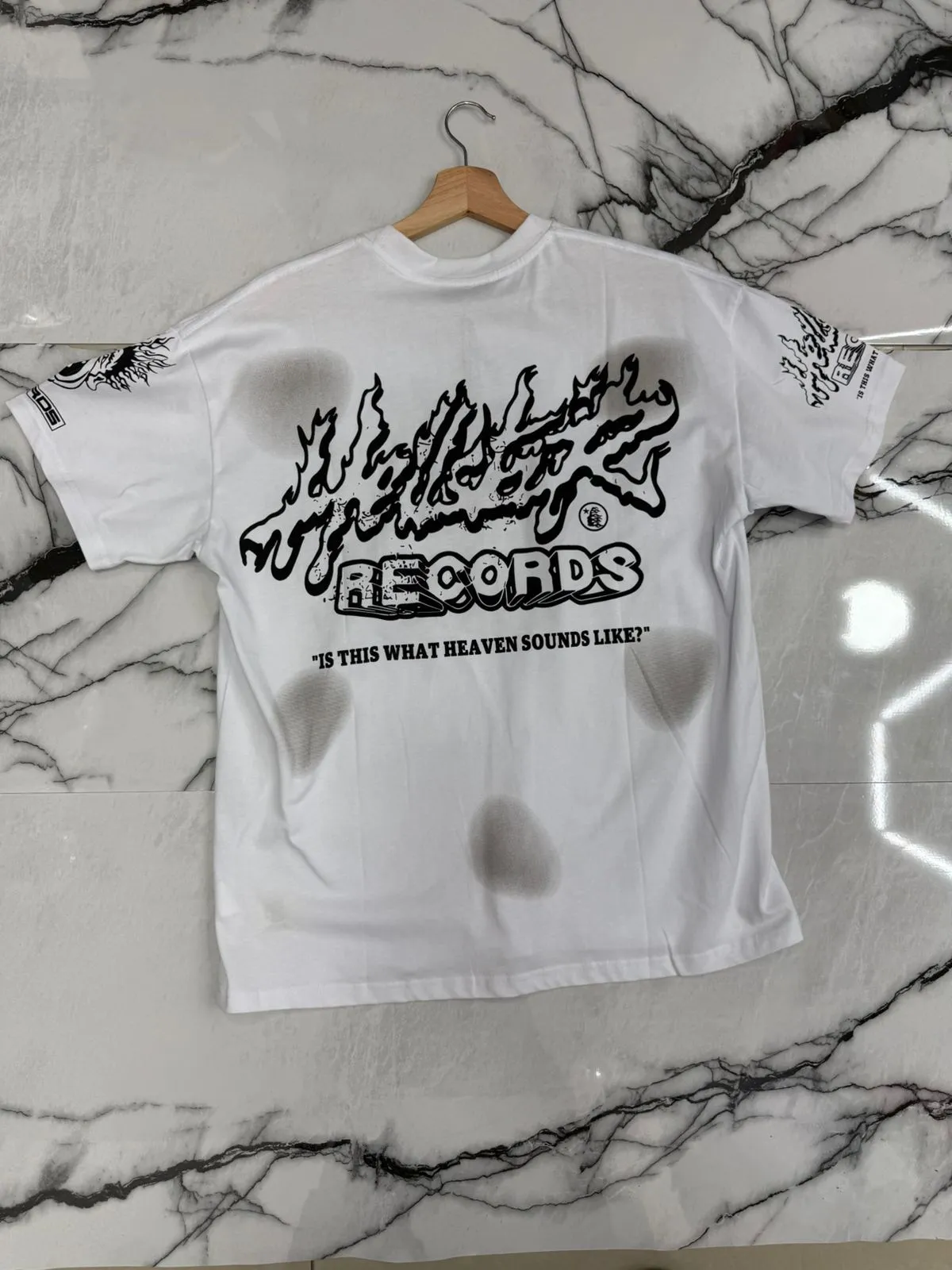 Camiseta Hellstar
