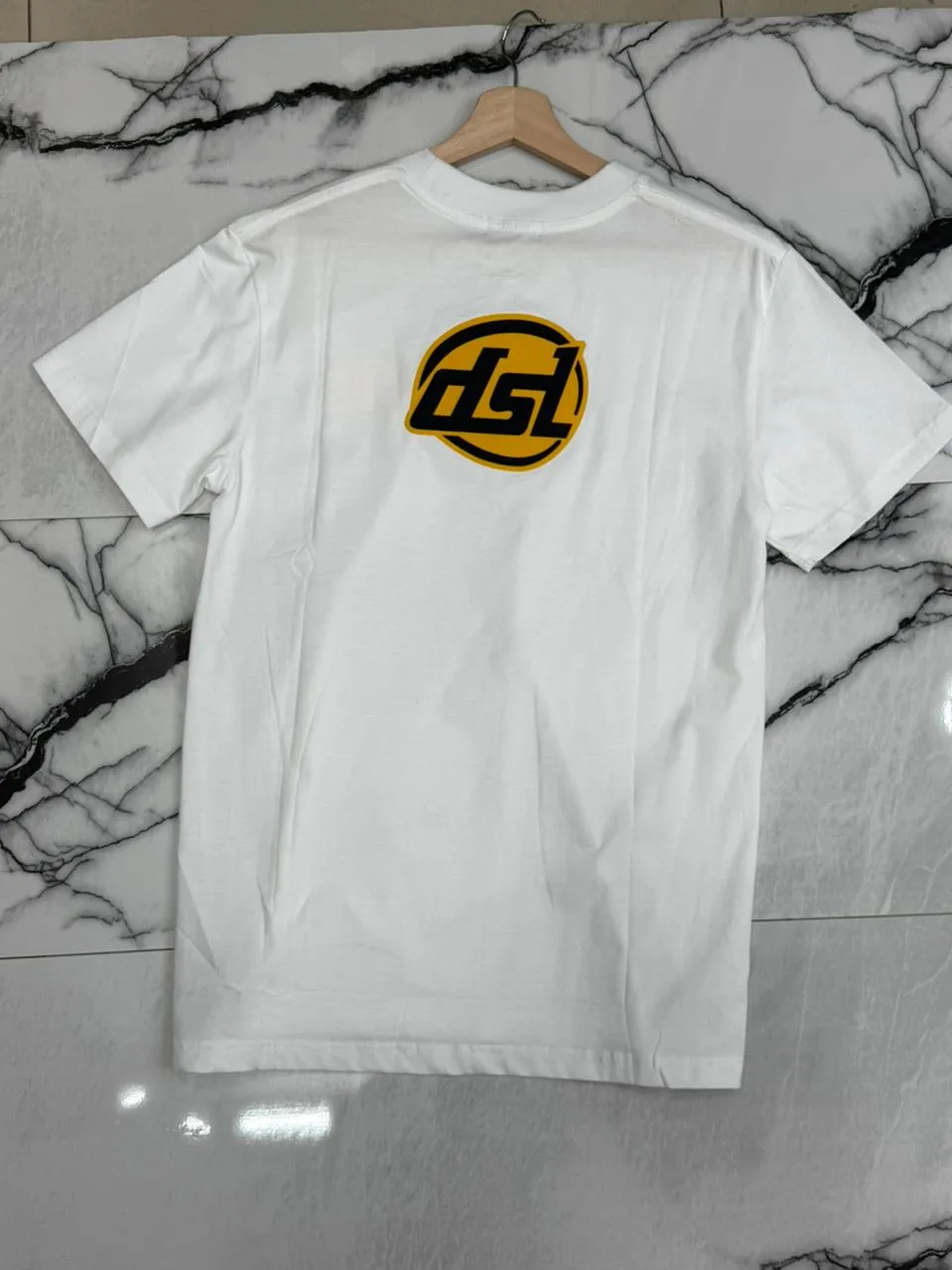 camiseta diesel